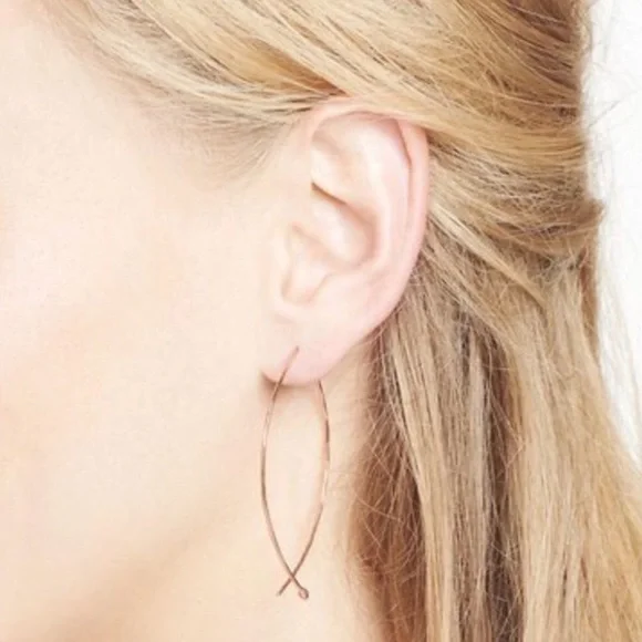 ::Stella & Dot🌹⚜️[ROSEGOLD] Large Hammered Hoops - Retired - Picture 4 of 6